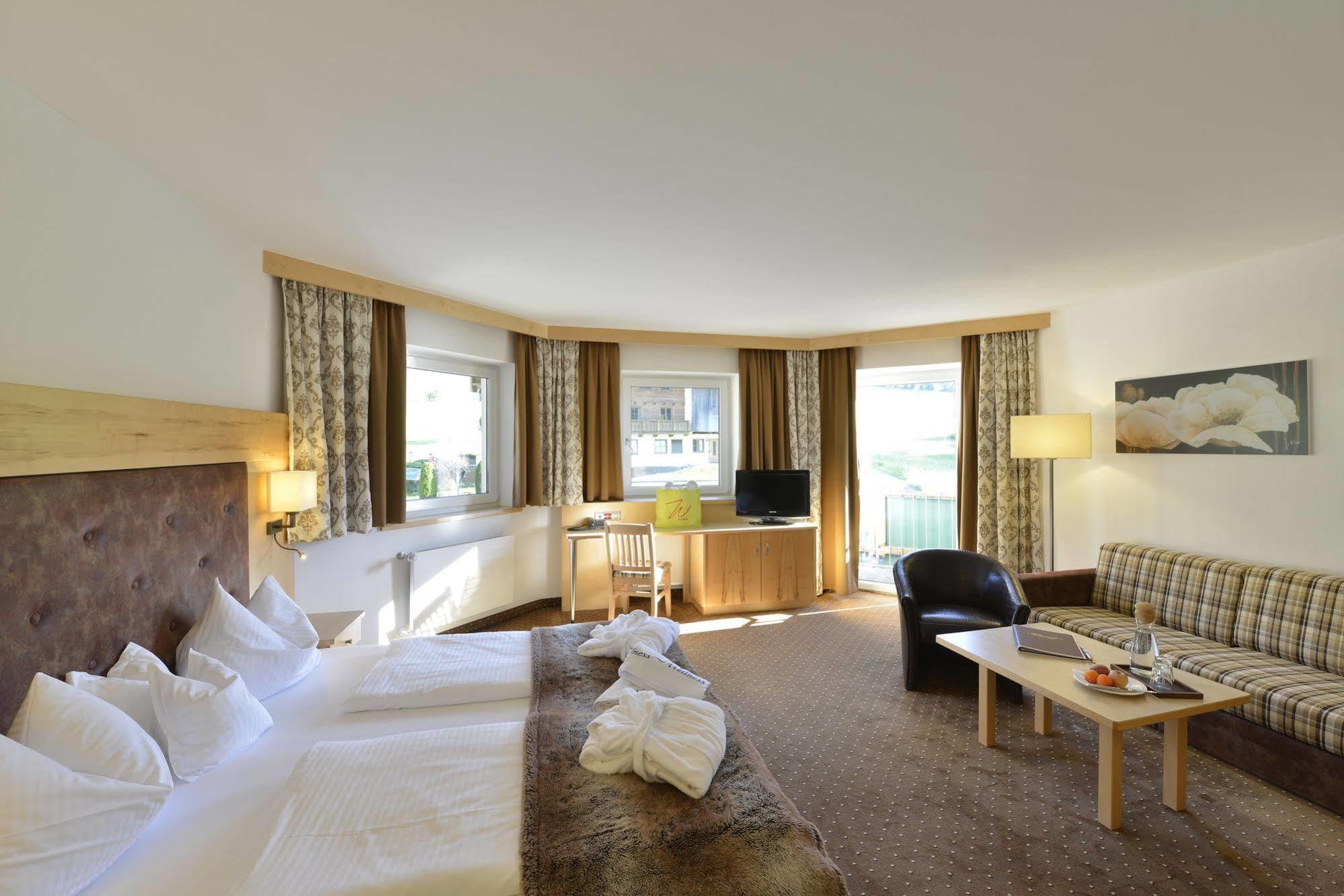 Hotel & Alpin Lodge Der Wastlhof Нийдерау Екстериор снимка